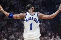 开云体育官网-沙漠绿茵的平行叙事，从沙特阿尔及利亚的踏平隐喻，到特奥欧冠半决赛的接管艺术