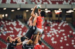 开云足球直播-步行者铁蹄踏破辽篮防线，莫兰特狂飙37分点燃赛场