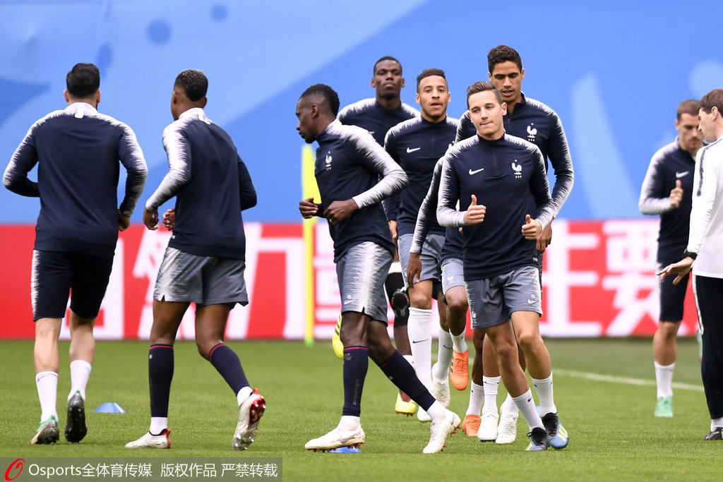 法国队横扫印尼队,黄鸭组合带队取胜 法国队横扫印尼队,黄鸭组合带队取胜