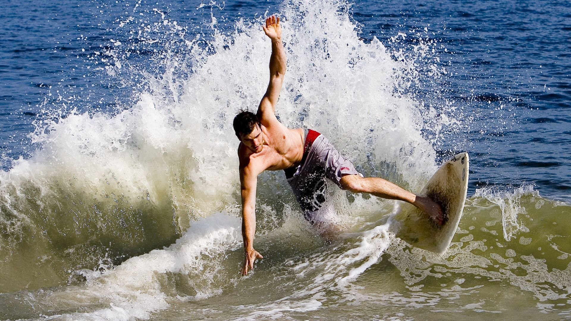 年度焦点之战，北京队击溃新疆队，铁血防守铸就经典逆转