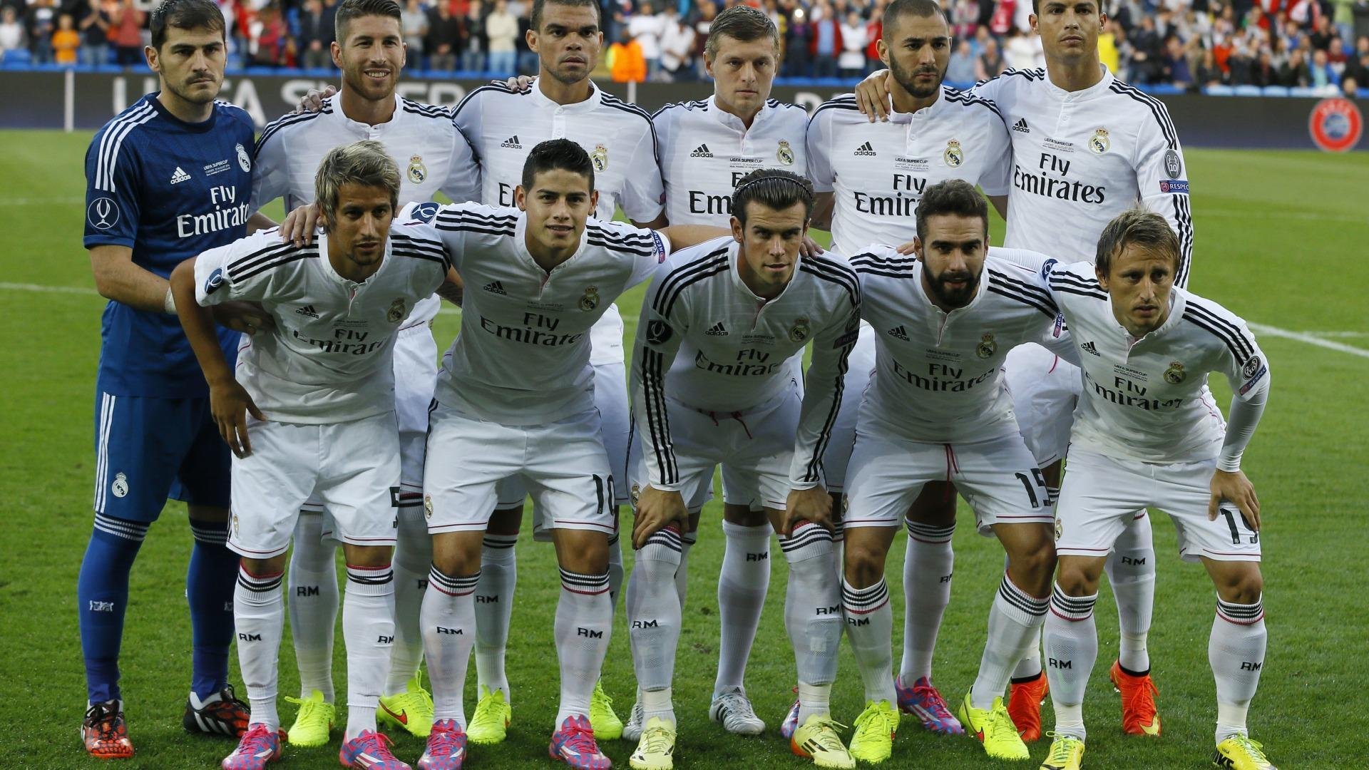 王权更迭之夜,詹姆斯关键先生加冕,国王碾压老鹰诠释新时代