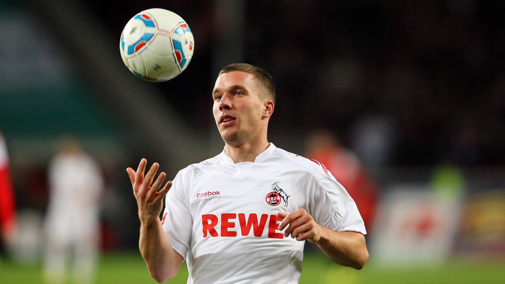 太阳冲垮魔术,欧冠半决赛的战术启示