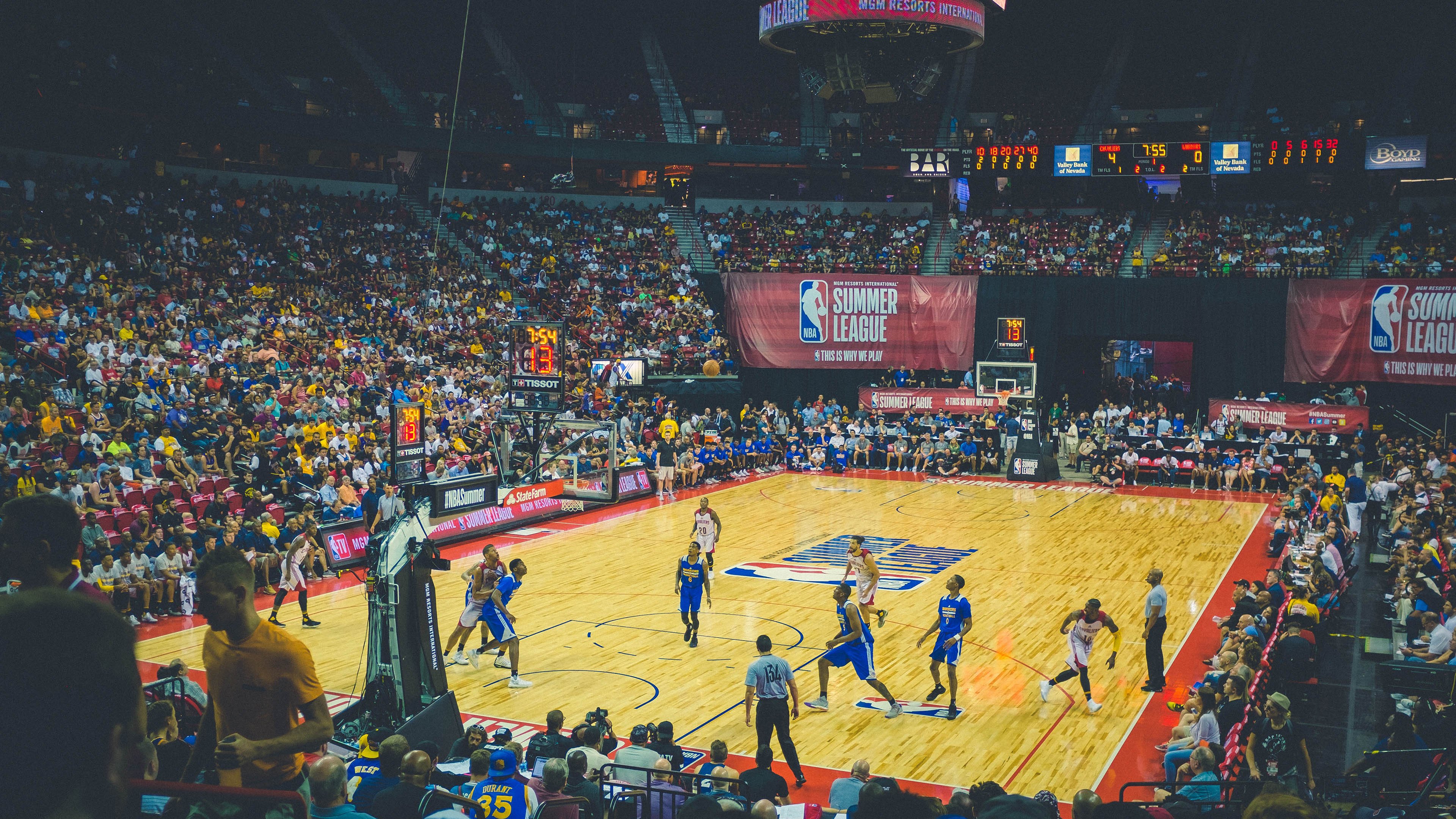 索伯的觉醒与勒克莱尔的独舞,一场定义赛季走向的碾压式胜利